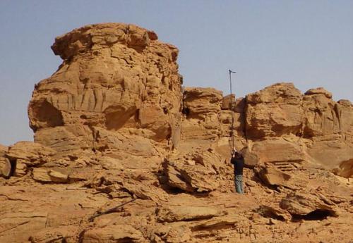 باستان‌شناسان در بیابان‌های مرکزی عربستان سعودی حکاکی‌هایی با نقش شتر در اندازه واقعی کشف کردند.