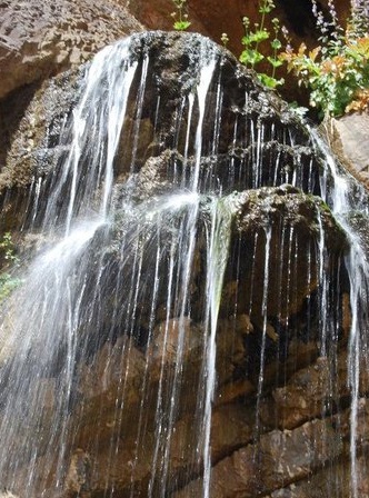  آبشار پیرسقا قره‌آقاج