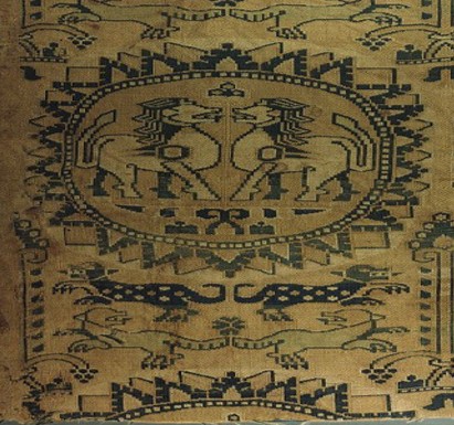  تکه پارچه ی ابریشمی،با قدمت بین 800 تا 1000 میلادی،محل بافت: بخارا، محل کنونی: موزه‌ی ویکتوریا و آلبرت