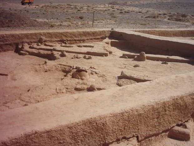 توقف ساخت نیروگاه خورشیدی در محوطه باستانی ۶ هزار ساله اریسمان