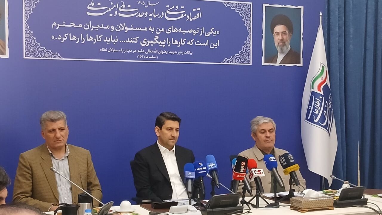گذار از شبکه مسی به فیبر نوری با رشد ۵۰۰ درصدی/ مشارکت بخش خصوصی در توسعه هوش مصنوعی