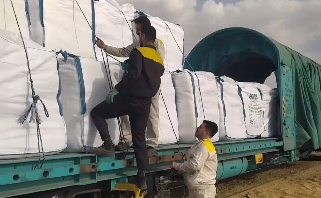 مدیرکل راه آهن شمال شرق(۱): ۴۶۰ تن کلرات سدیم از خط ریلی سمنان به ترکیه صادر شد