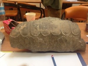 کشف آثار تاریخی در آبراهه تخت‌جمشید