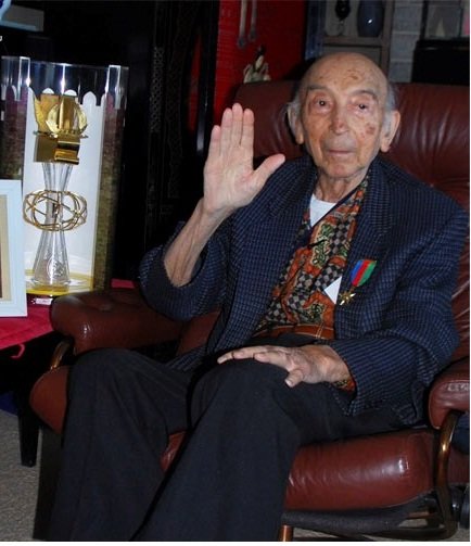 پروفسور لطفی‌زاده