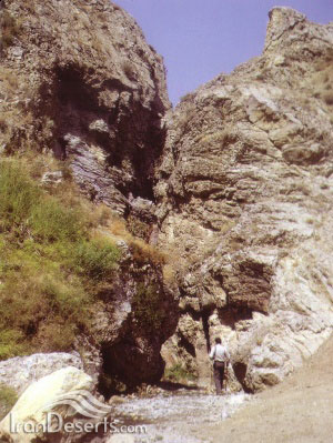 آبشار سرکندیزج، شبستر