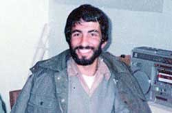 محمد جهان آرا فرمانده سپاه خرمشهر در ابتدای جنگ که در 7 مهر 60 در سقوط هواپیمای C130 شهید شد.