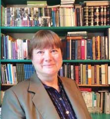 دکتر ونسا مارتین، استاد تاریخ دانشگاه لندن