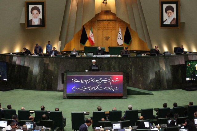 روحانی: بدون مقاومت و دیپلماسی مسیر ما دشوار خواهد شد