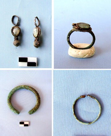 زیورآلات و هدایای تدفینی به‌دست آمده از کشف گور بانوی اشکانی