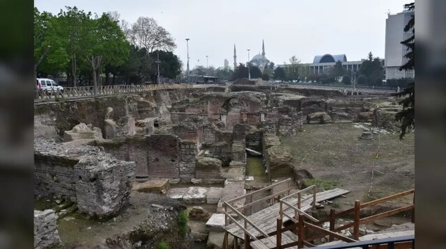 کشف تالار مخفی و تونل ۱۵۰۰ساله در ترکیه