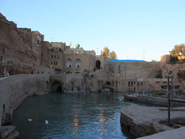 ریزش بخشی از سازه‌های آبی شوشتر/اعلام علت ریزش تا یکشنبه 15 بهمن