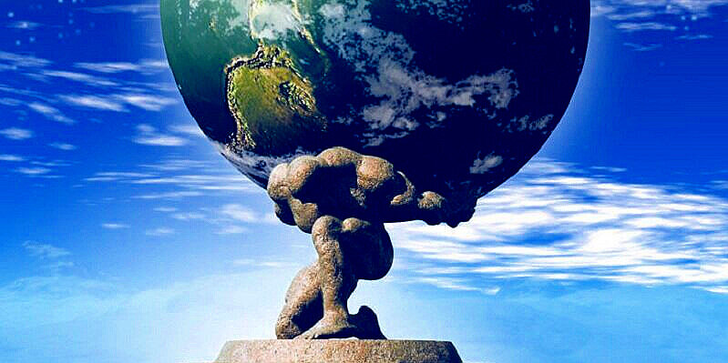 اطلس رب النوع یونانی پسر ژاوپه و کلیمنس از غولها در مقابل خدایان جانبداری کرد و زئوس او را محکوم کرد که گنبد آسمان را بر دوش خویش بگیرد.