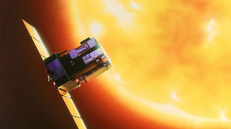 رصد تاج‌های خورشیدی