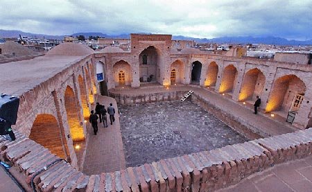 از طبیعت بکر تا آثار کهن تاریخی در سرایان