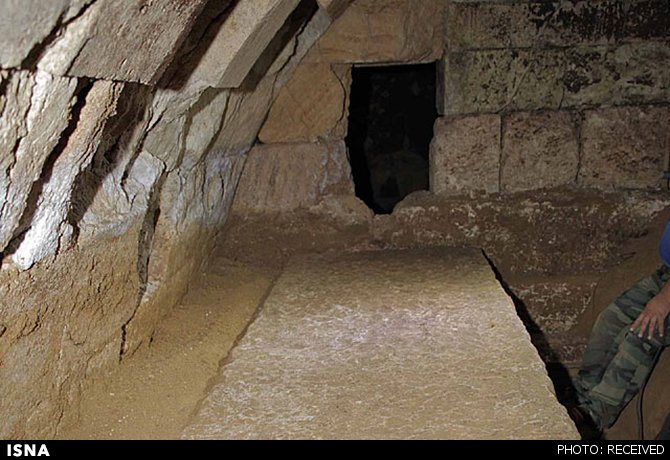 کشف اتاقی اسرارآمیز در مقبره باستانی یونان