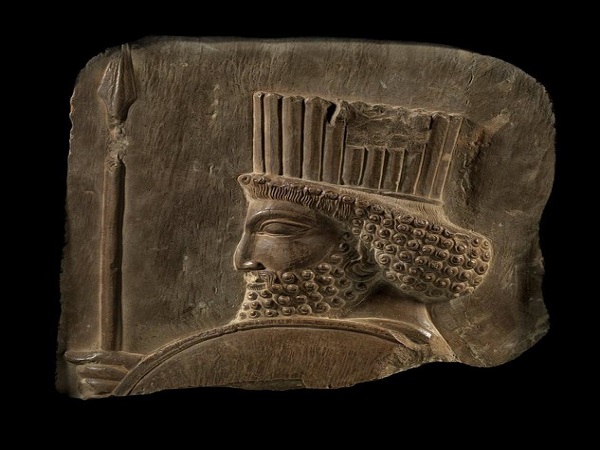 توقفِ فروش سرباز هخامنشی در نیویورک