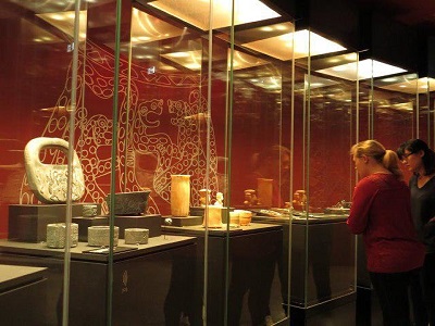 موزه ملی به عهد خود وفا کرد/ ۴۴۶ شیء تاریخی به ایران بازگشتند