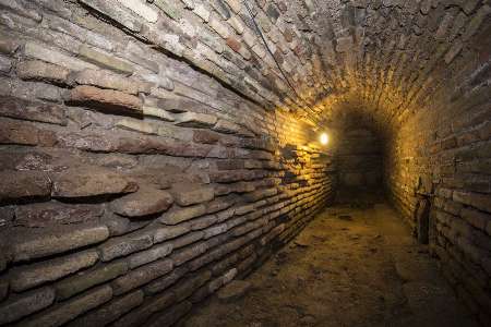 سازه کشف شده زیر میدان امام اصفهان بخشی از یک شبکه آبرسانی است