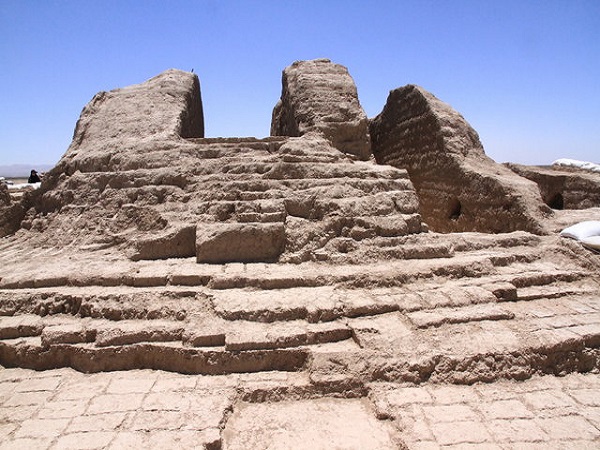 کشف سازه خشتی، بزرگتر از معبد نوشیجان در همدان
