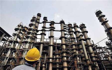 تلگراف: توانمندی ایران برای تغییر در بازار جهانی انرژی عظیم است