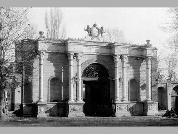 روزگار سیاه مشروطه در ابتدای تیرماه 1278 خورشیدی