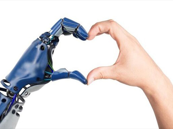 زنگ خطر عاشق شدن ربات‌ها!