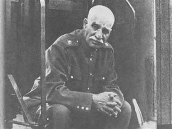 ضدونقيض‌هاي كشف جسد موميايي رضاخان