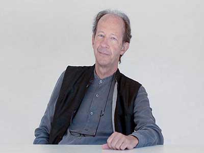 آیا فقط آگامبن می‌تواند نجات‌مان دهد؟