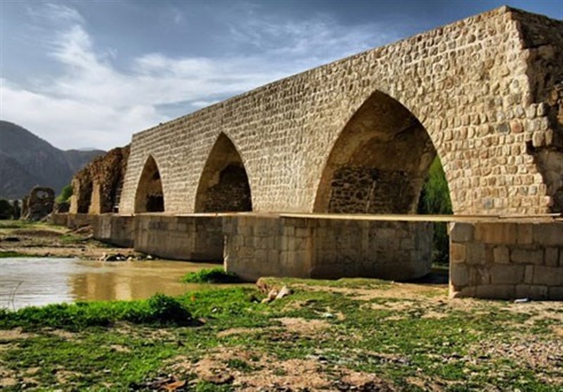 پل شاپوری – طاقِ پیل اِشْكِسَّه