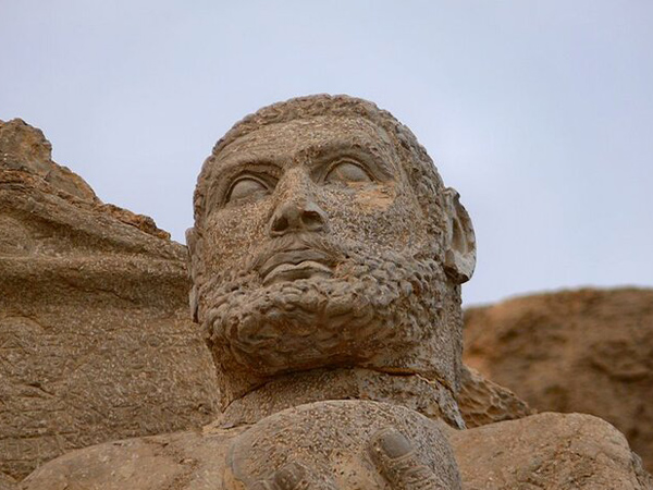 سَرِ هرکول کجاست؟