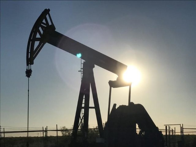 صعود نفت در واکنش به احتمال تمدید توافق اوپک
