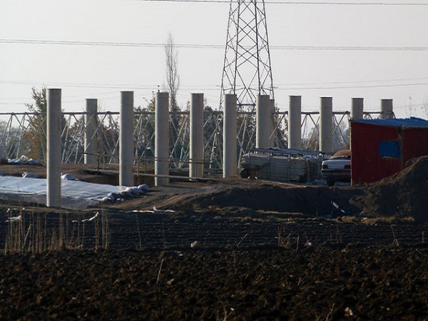 داستان خندق و بتن دورِ کاخ کوروش