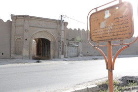 قلعه را به خدا سپرده‌اند! 