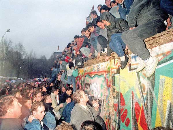 نظم جهانی ۳۰ سال پس از فروپاشی دیوار برلین