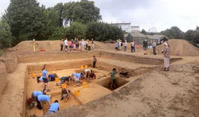 پس از حفاری شکارگاه 14 هزار ساله کشف حکاکی‌هایی از عصر یخبندان یافت شد.