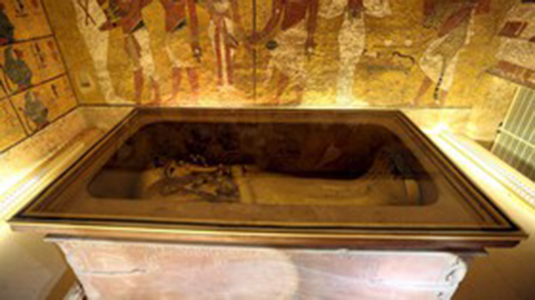 قبر نفرتی تی در مصر جنجالی شد!